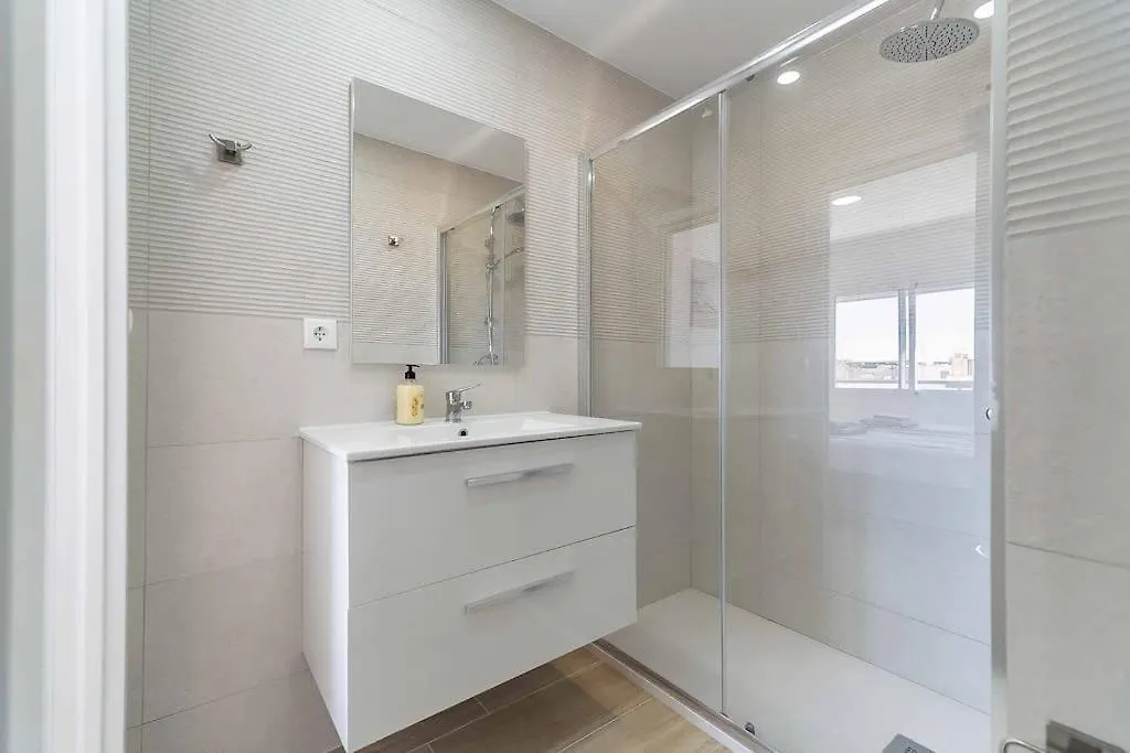 117-Modern Apartment In The Heart Of Fuengirola! Spain
